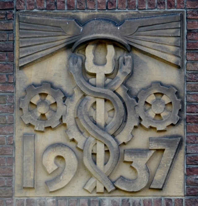 Julianalaan 1 (983x1024)