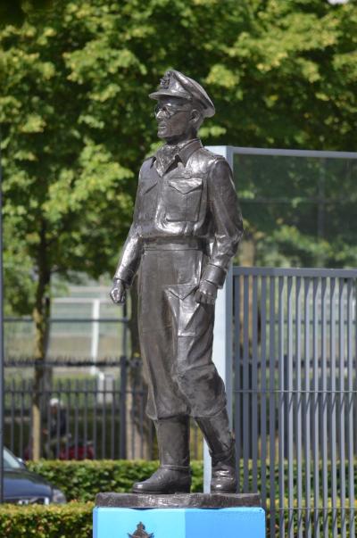 Luchtmachtplein 1 a wp